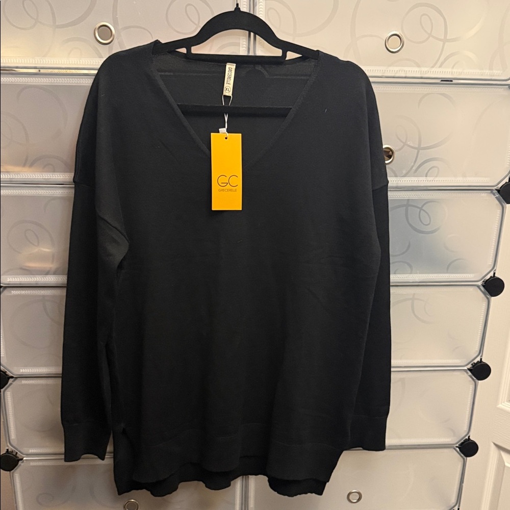 GC Women's Black V-Neck Sweater